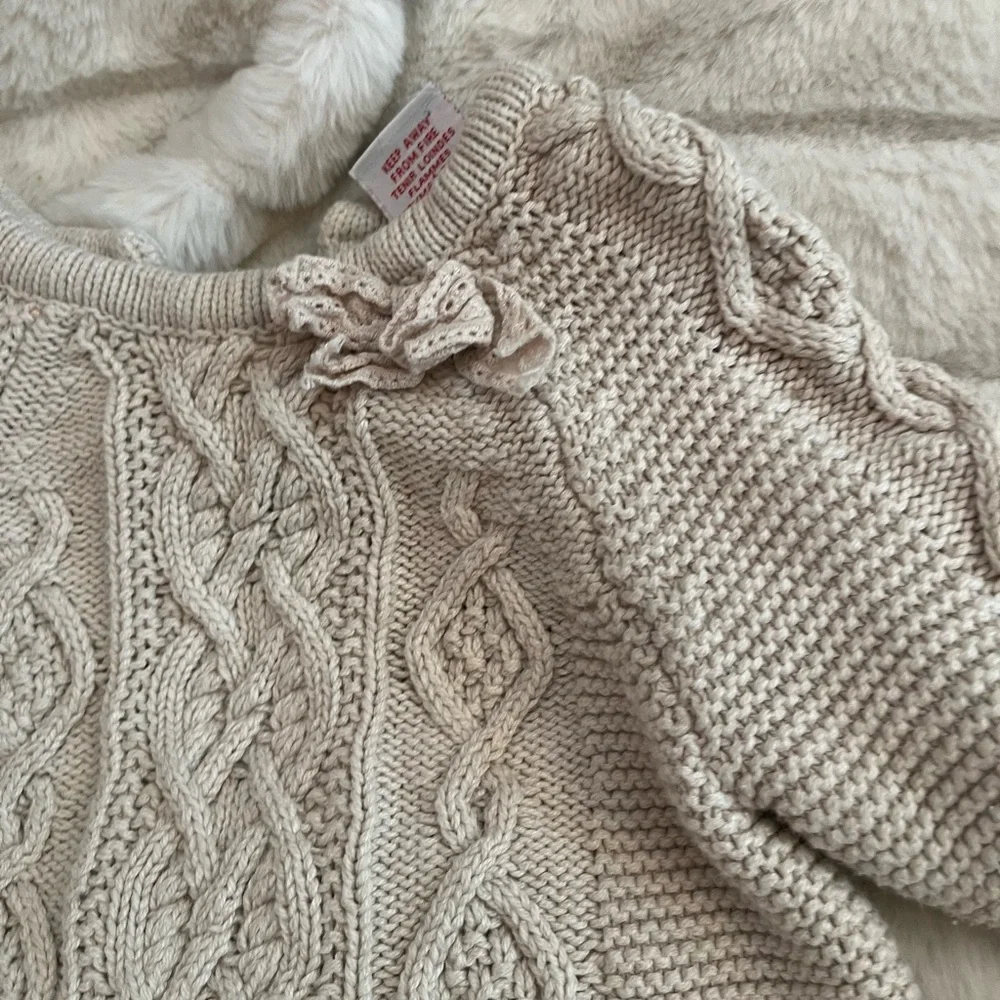 Cupcakes and Cashmere Baby Girl 12M Clean Preppy Neutral Resortcore Spring City